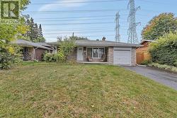 596 DICKINSON AVENUE  Ottawa, ON K1V 7J4