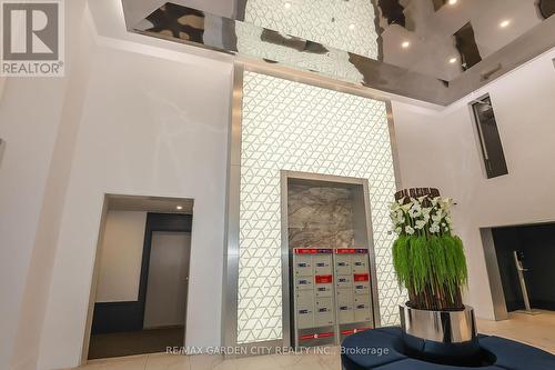 431 - 16 Concord Place, Grimsby, ON - Indoor Photo Showing Other Room