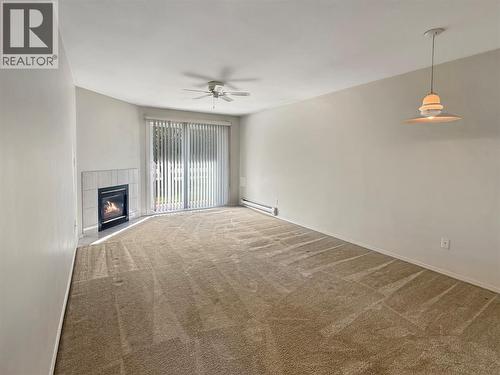 1004 23 Avenue N Unit# 113, Cranbrook, BC - Indoor Photo Showing Other Room With Fireplace