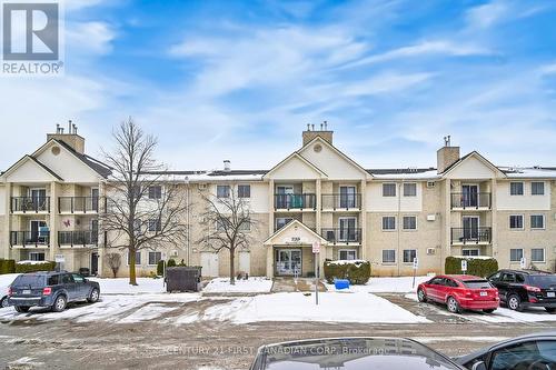 319 - 735 Deveron Crescent, London South (South T), ON - Outdoor With Facade