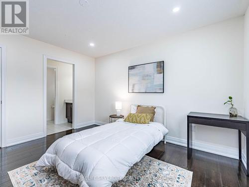 16 Cloncurry Street E, Brampton, ON - Indoor Photo Showing Bedroom