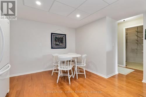 807 - 1201 North Shore Boulevard E, Burlington, ON - Indoor Photo Showing Dining Room