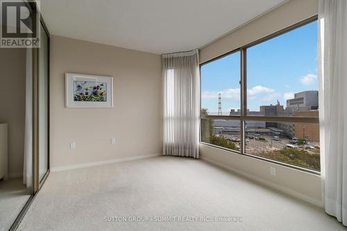 807 - 1201 North Shore Boulevard E, Burlington, ON - Indoor Photo Showing Other Room