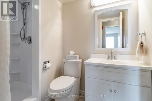 807 - 1201 North Shore Boulevard E, Burlington, ON - Indoor Photo Showing Bathroom