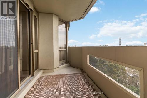 807 - 1201 North Shore Boulevard E, Burlington, ON - Outdoor With Exterior