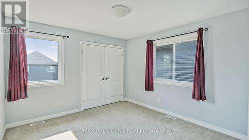 28 Mclaughlin Street, Welland, ON - Indoor