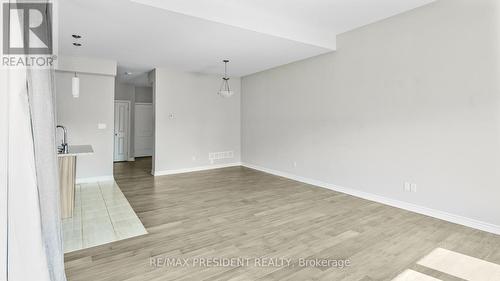 28 Mclaughlin Street, Welland, ON - Indoor Photo Showing Other Room