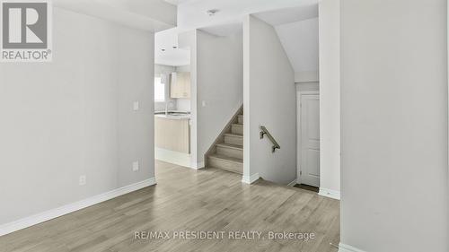 28 Mclaughlin Street, Welland, ON - Indoor Photo Showing Other Room