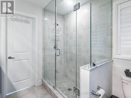22 Rolling Rock Way, Brampton, ON - Indoor Photo Showing Bathroom