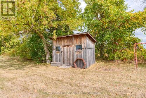 6913 County 2 Road, Loyalist (Lennox And Addington - South), ON - Outdoor