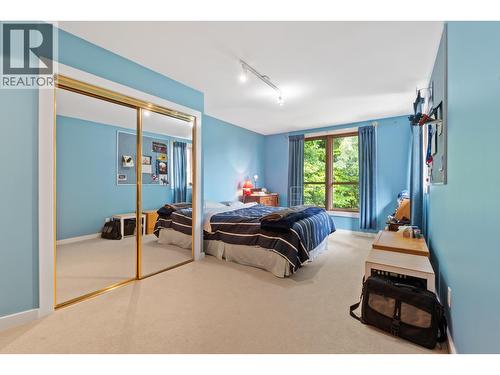 2919 Tower Hill Crescent, West Vancouver, BC - Indoor Photo Showing Bedroom