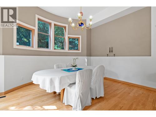 2919 Tower Hill Crescent, West Vancouver, BC - Indoor Photo Showing Dining Room