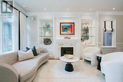 149 RONAN AVENUE  Toronto, ON M4N 2Y2