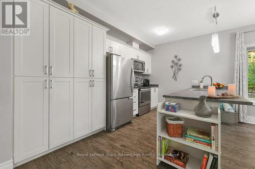 Kitchen - 103 - 11B Salt Dock Road, Parry Sound, ON - Indoor Photo Showing Kitchen With Upgraded Kitchen