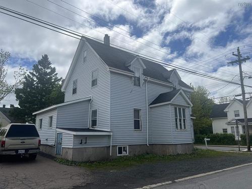 376 Washington Street, New Glasgow, NS 