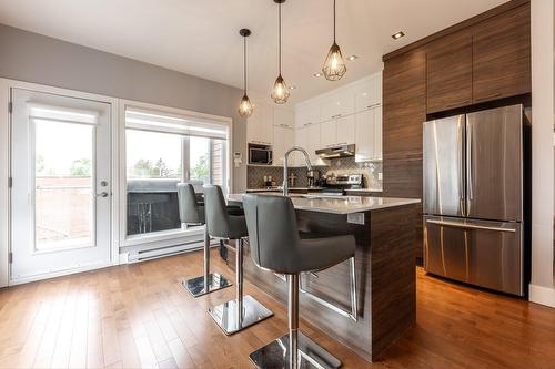 Kitchen - 300-5030 Boul. Léger, Montréal (Montréal-Nord), QC - Indoor Photo Showing Kitchen With Upgraded Kitchen