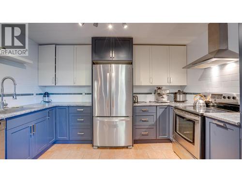 4767 Grandview Flats N Road, Armstrong, BC - Indoor Photo Showing Kitchen With Upgraded Kitchen