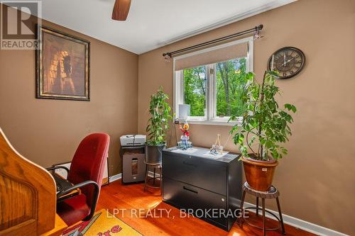 31 Acorn Lane, Frontenac (Frontenac South), ON - Indoor