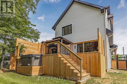 68 49Th Street N, Wasaga Beach, ON - Outdoor With Exterior