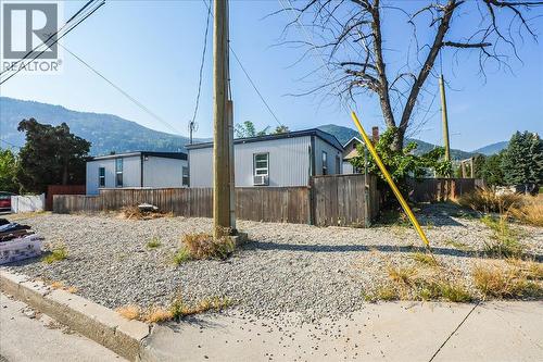 1406 Fourth Avenue, Trail, BC - Outdoor