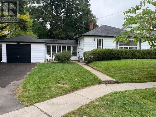 122 HAWTHORNE ROAD  Oakville (Co Central), ON L6K 1V8