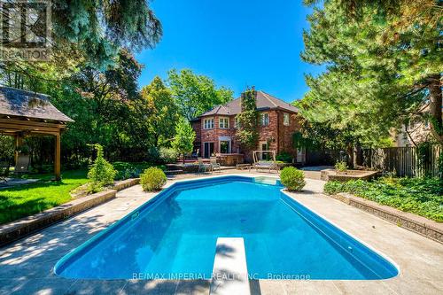 341 ACACIA COURT  Oakville, ON L6J 6K5