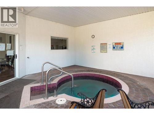 609 Truswell Road Unit# 175, Kelowna, BC - Indoor Photo Showing Other Room