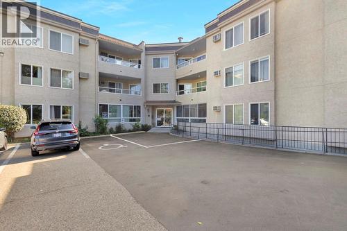 3815 Brown Road Unit# 304, West Kelowna, BC - Outdoor