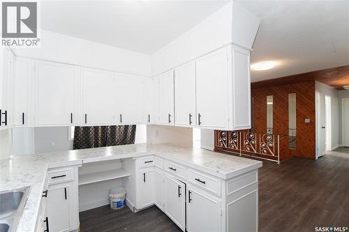 425 Montreal Street, Regina, SK - Indoor Photo Showing Kitchen
