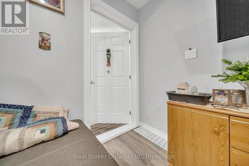 5464 Lewis Avenue, Niagara Falls (Clifton Hill), ON - Indoor Photo Showing Other Room