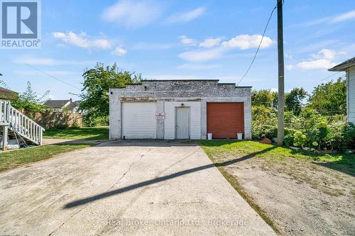 5464 Lewis Avenue, Niagara Falls (Clifton Hill), ON - Outdoor
