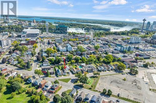5464 Lewis Avenue, Niagara Falls (Clifton Hill), ON - Outdoor With View