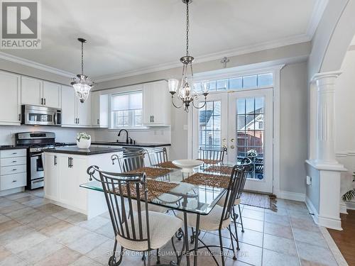 7123 Gillespie Lane, Mississauga, ON - Indoor Photo Showing Dining Room