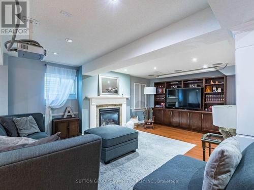 7123 Gillespie Lane, Mississauga, ON - Indoor Photo Showing Living Room With Fireplace
