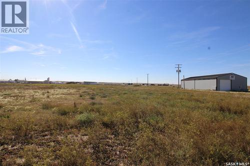 835-865-89 Hall Street, Shaunavon, SK 
