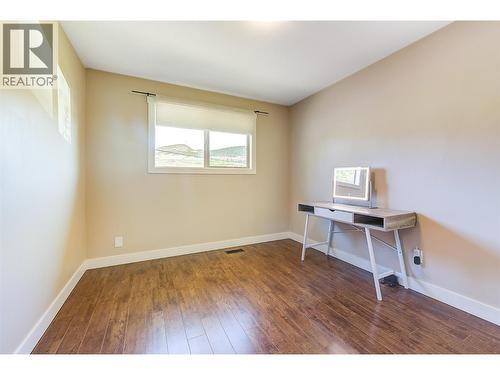 244 Prior Road S, Kelowna, BC - Indoor Photo Showing Other Room