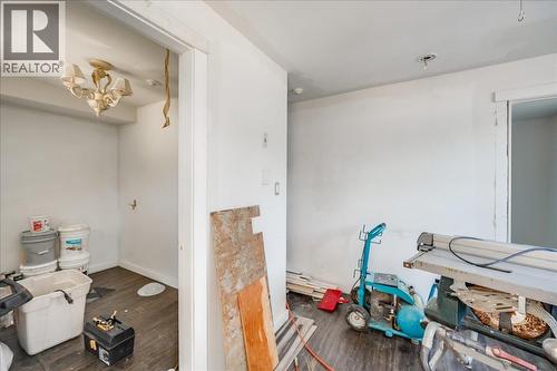 2100 Crestview Crescent, Castlegar, BC - Indoor