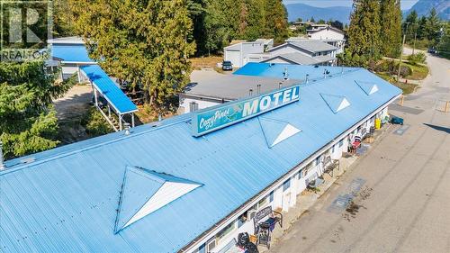 2100 Crestview Crescent, Castlegar, BC - Outdoor With View