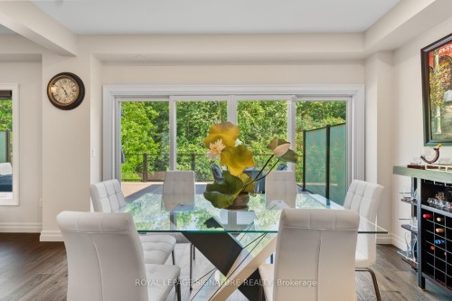 704 Robert Ferrie Drive, Kitchener, ON - Indoor