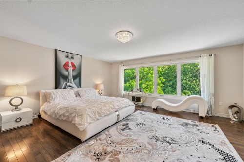 704 Robert Ferrie Drive, Kitchener, ON - Indoor Photo Showing Bedroom
