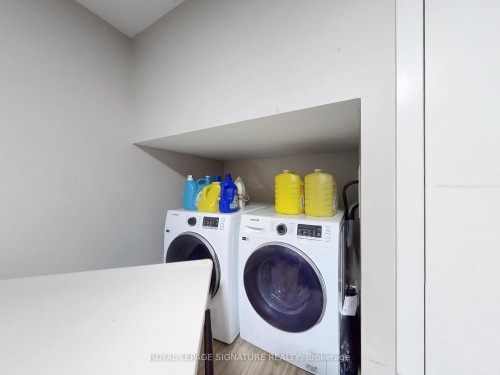 22 Sherwood Avenue, Kitchener, ON - Indoor Photo Showing Laundry Room