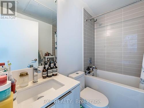 3708 - 181 Dundas Street E, Toronto, ON - Indoor Photo Showing Bathroom