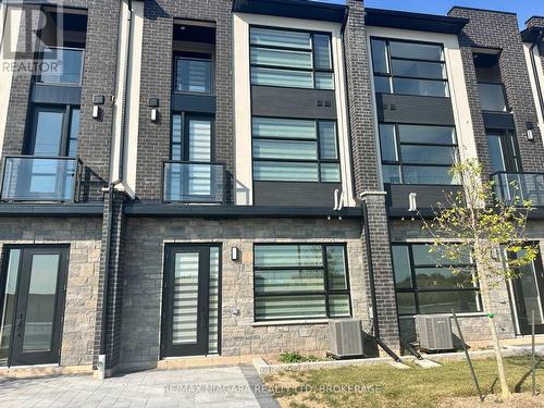 Front of Town - Unit 4 - 17 Keystone Trail, Welland (Lincoln/Crowland), ON 