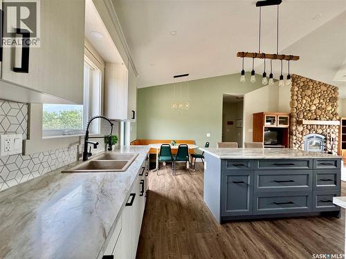 Natures Edge Acres - Rm Of Fertile Belt, Fertile Belt Rm No. 183, SK - Indoor Photo Showing Kitchen With Double Sink