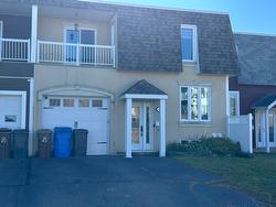 138 Rue du Otter  Sept-Îles, QC G4R 4M2