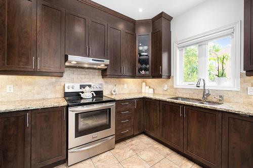 Cuisine - 10 Crois. Mirabel, Dollard-Des-Ormeaux, QC 