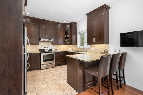 Cuisine - 10Z Crois. Mirabel, Dollard-Des-Ormeaux, QC - Indoor Photo Showing Kitchen With Upgraded Kitchen