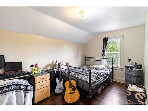 79-81 Hayes St, Fredericton, NB 