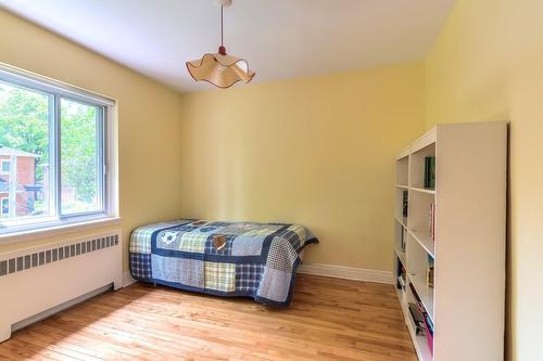 Chambre à coucher - 4610 Av. Doherty, Montréal (Côte-Des-Neiges/Notre-Dame-De-Grâce), QC - Indoor Photo Showing Bedroom