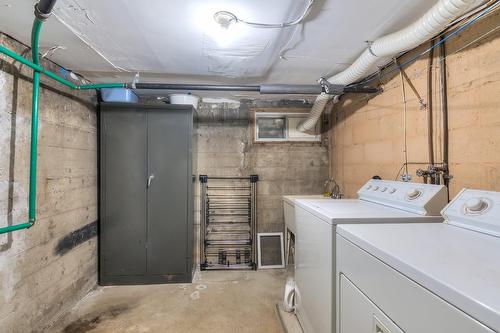 Salle de lavage - 4610 Av. Doherty, Montréal (Côte-Des-Neiges/Notre-Dame-De-Grâce), QC - Indoor Photo Showing Laundry Room